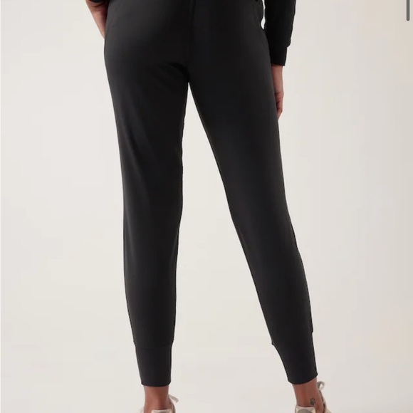 Black Athleta joggers - Picture 5 of 8